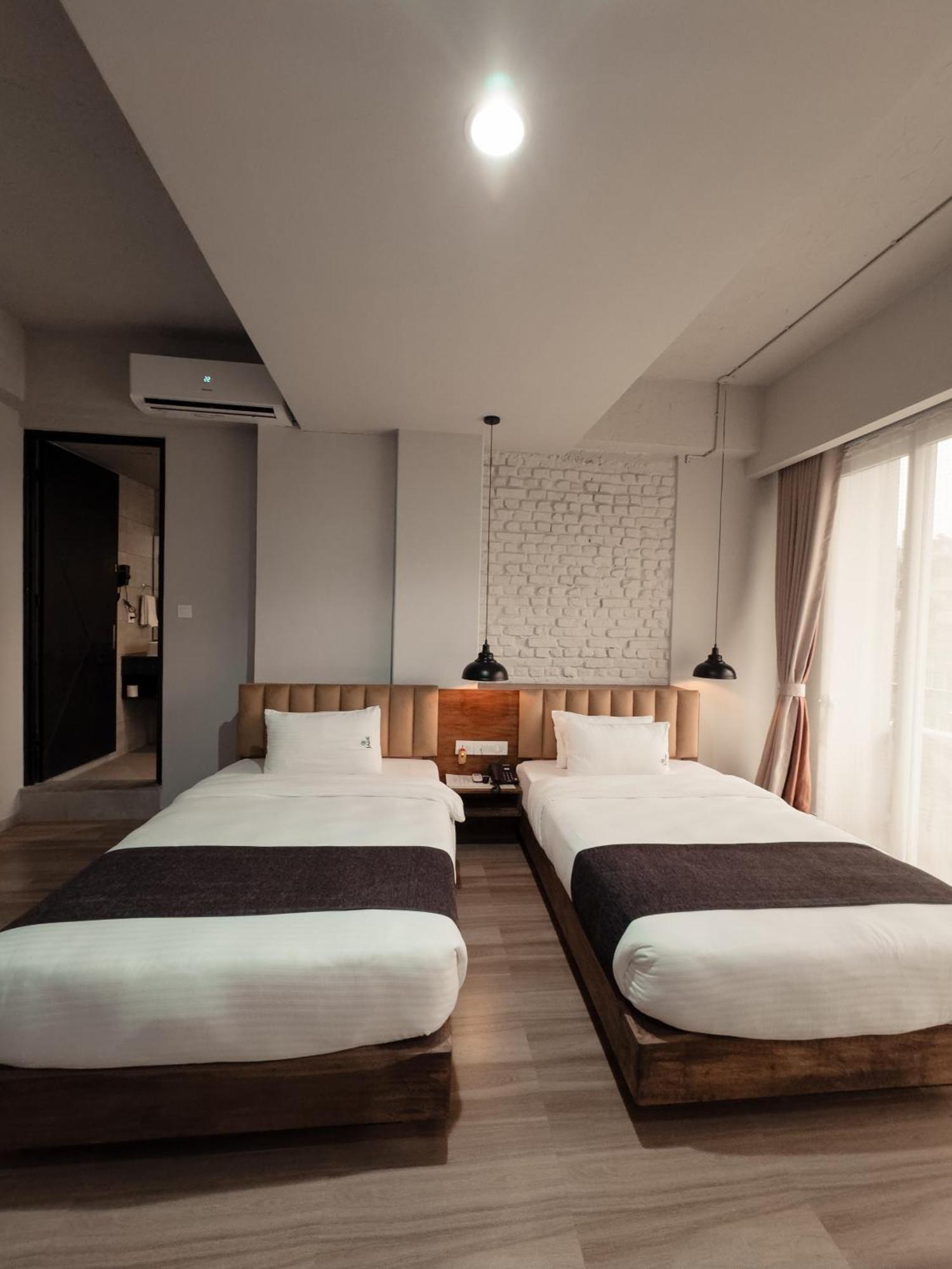 Jade City Hotel Ποκάρα Εξωτερικό φωτογραφία